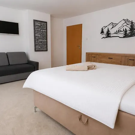 Apartmanovy Dom Adriana * زوبيريتس